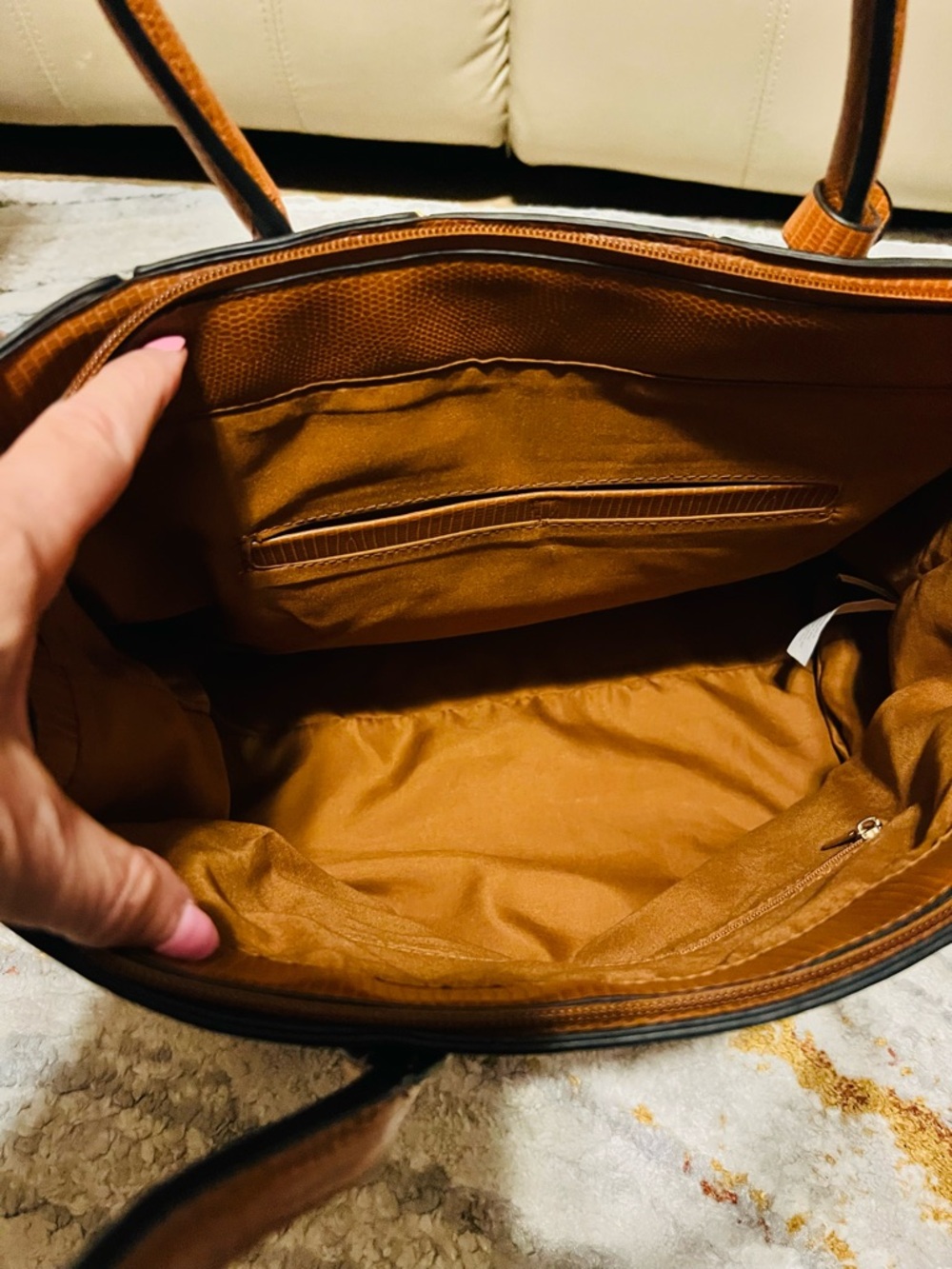 Michael Kors (NOT) Multi-Color Croc-Embossed Leather Tote/Crossbody with Wallet - Picture 6 of 11